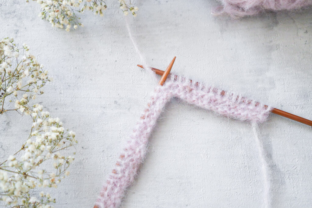 Was Ist älter Stricken Oder Häkeln
